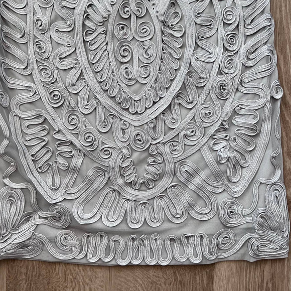 JS Collections White Embroidered Midi Dress - Picture 4 of 8